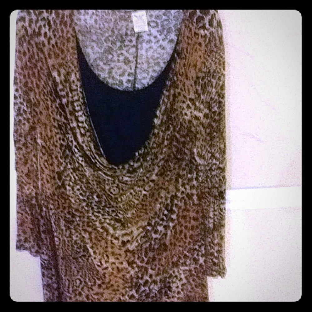 Ladies leopard tunic